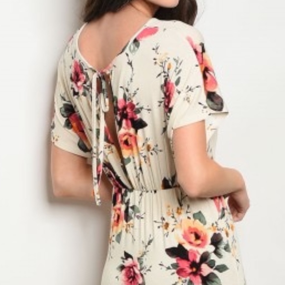 LAST 1! Ivory Floral Maxi dress - Picture 3 of 7